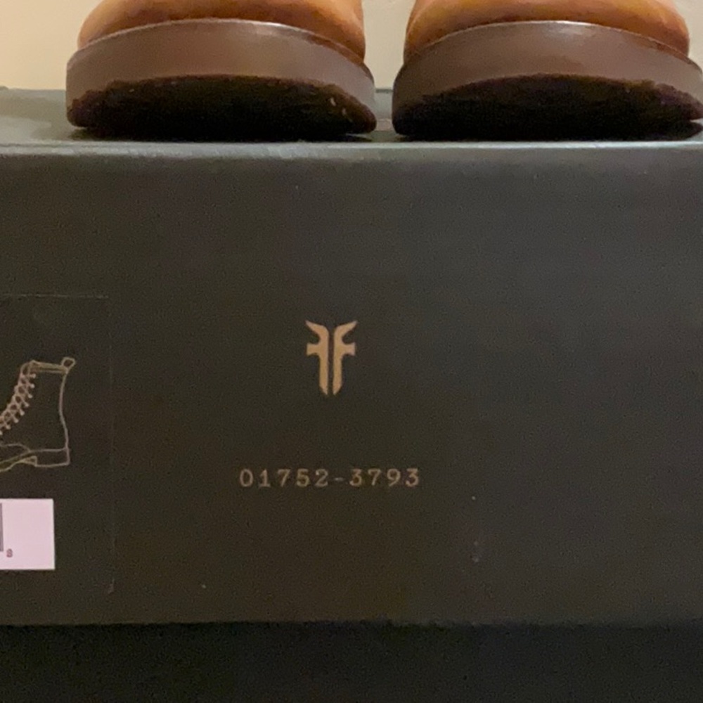 Frye Tan Caramel Leather Veronica Flex Combat Boots size 5.5 - Picture 9 of 14